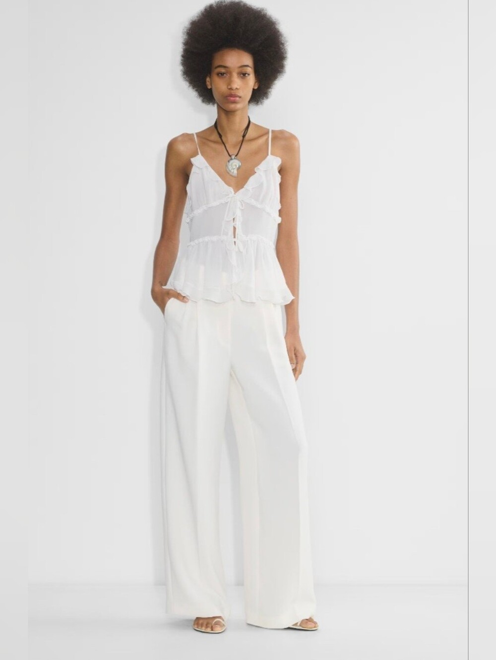 Aritzia The Effortless Pants. Size 12